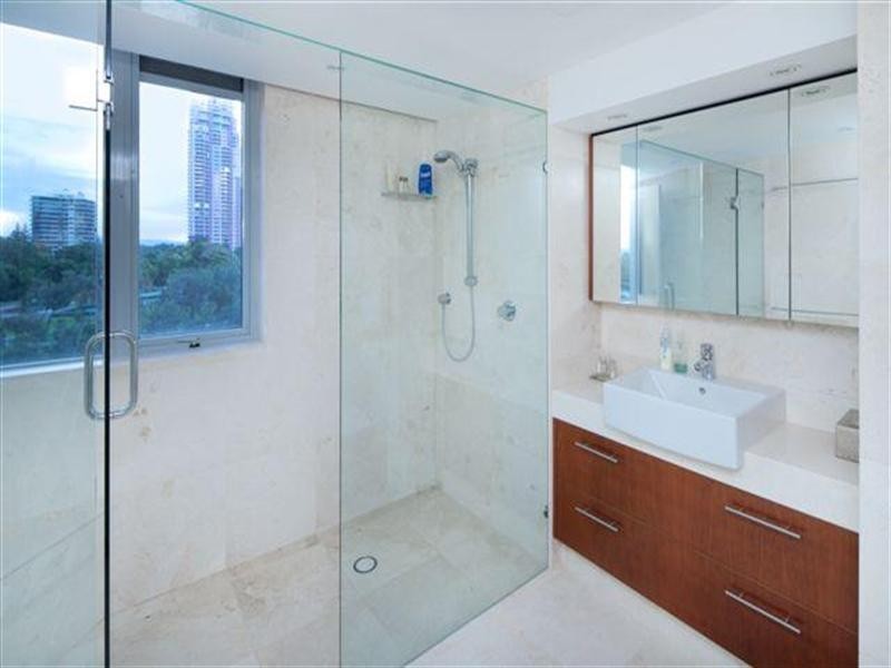 3 Madison Point, 3476 Main Beach Parade, Main Beach QLD 4217