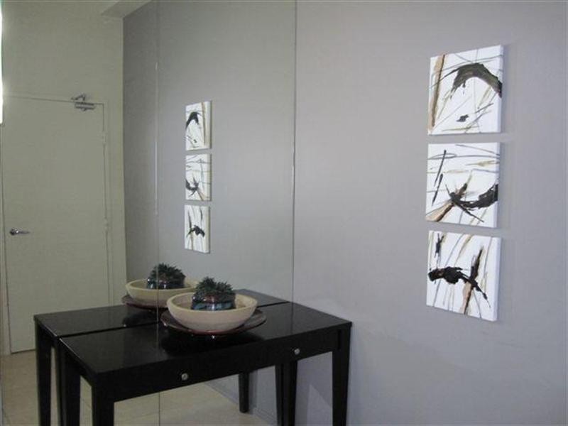 23 Ferny Avenue, Surfers Paradise QLD 4217