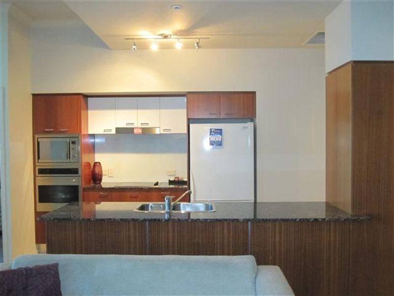 23 Ferny Avenue, Surfers Paradise QLD 4217