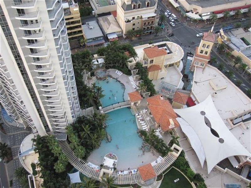 23 Ferny Avenue, Surfers Paradise QLD 4217