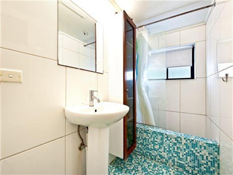 69 Garfield Terrace, Surfers Paradise QLD 4217