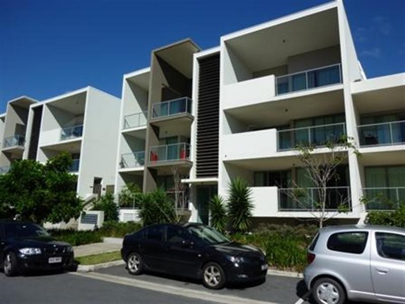 2 Gaven Crescent, Mermaid Beach QLD 4218