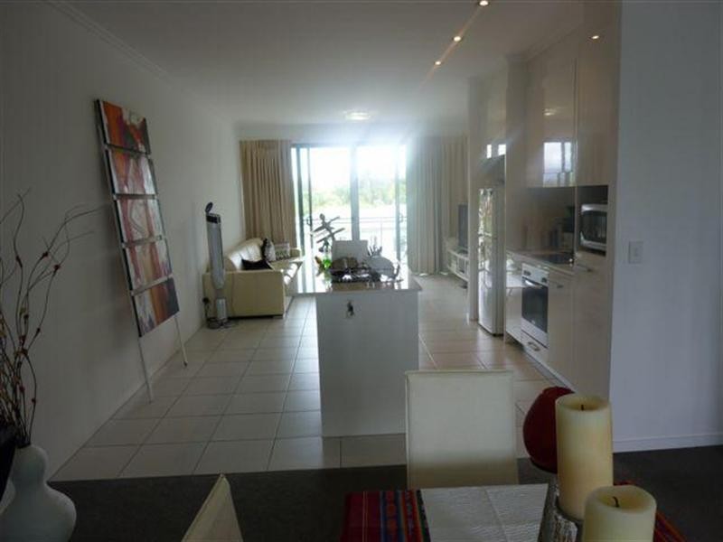 2 Gaven Crescent, Mermaid Beach QLD 4218