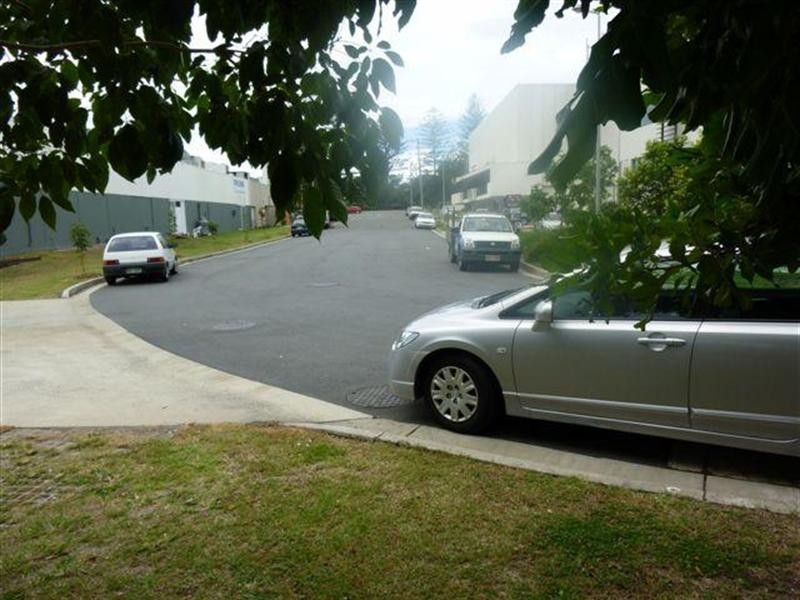 2 Gaven Crescent, Mermaid Beach QLD 4218