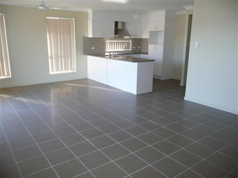 53 Penrose Circuit, Redbank Plains QLD 4301