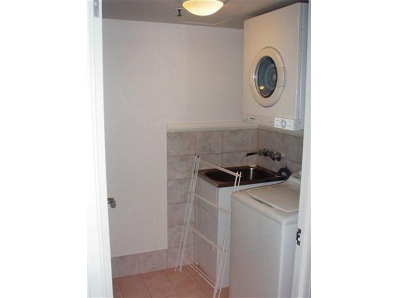 5 Palm Avenue, Surfers Paradise QLD 4217