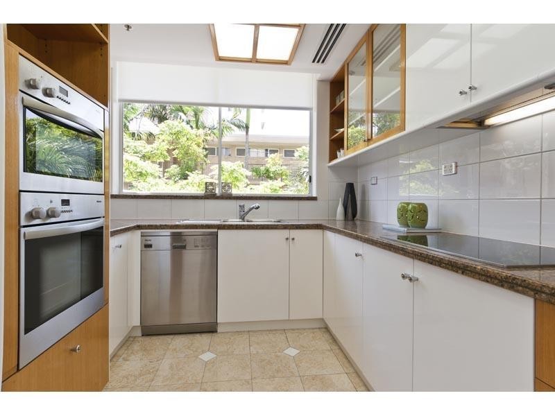 1-20 Riverview Parade, Surfers Paradise QLD 4217