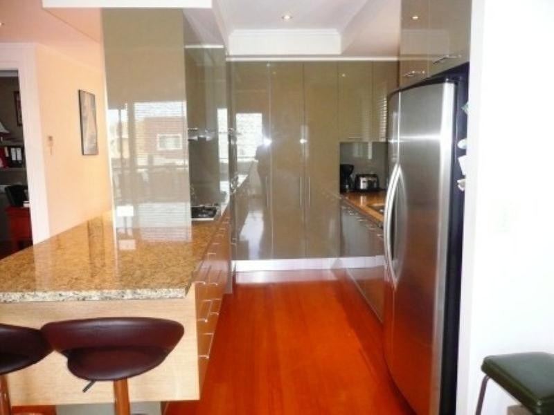 6011 Calardo Avenue, Hope Island QLD 4212