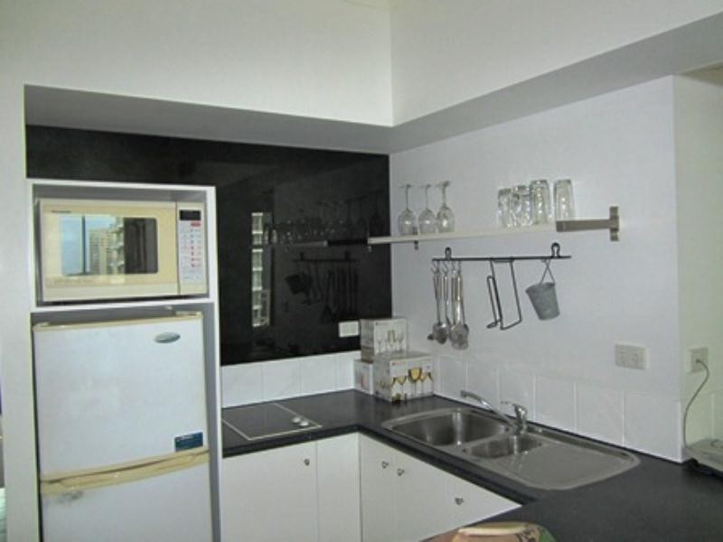 1106-46 Pacific Street, Main Beach QLD 4217