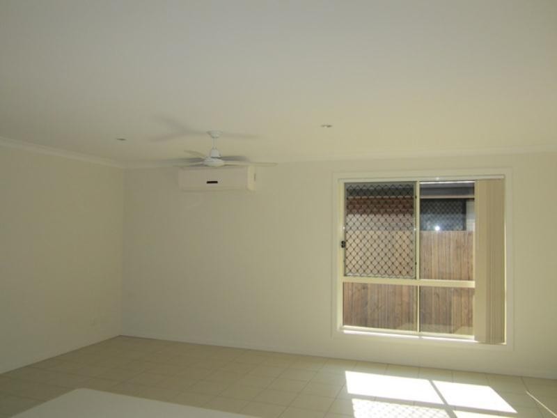 7 Huxley Street, Redbank Plains QLD 4301