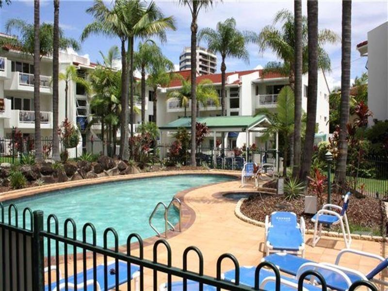 17 Genoa Street, Surfers Paradise QLD 4217