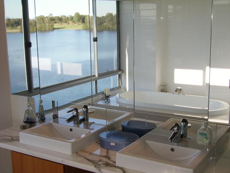 6072 Lugano Drive, Hope Island QLD 4212