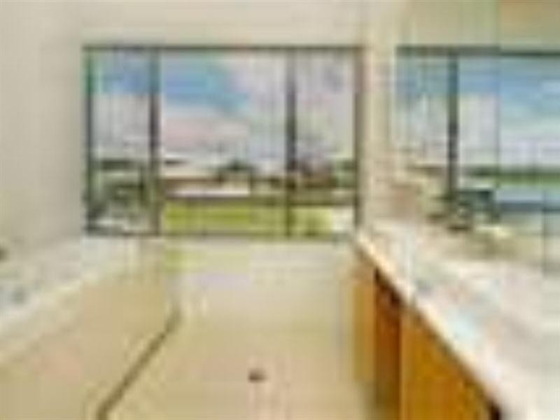 6072 Lugano Drive, Hope Island QLD 4212