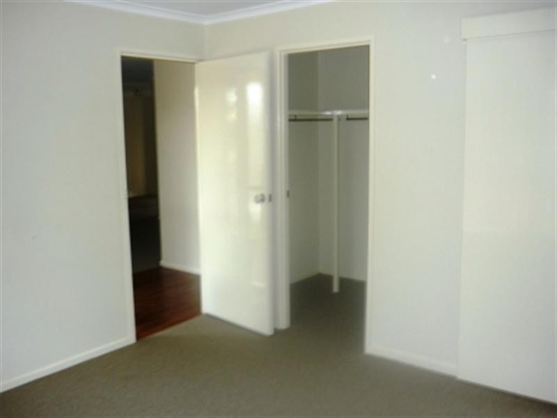 7 Breakspear Road, Molendinar QLD 4214