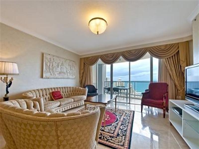 23 Ferny Avenue – Chevron Renaissance, Surfers Paradise QLD 4217