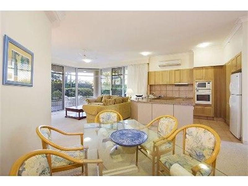 100 Old Burleigh Road, Broadbeach QLD 4218