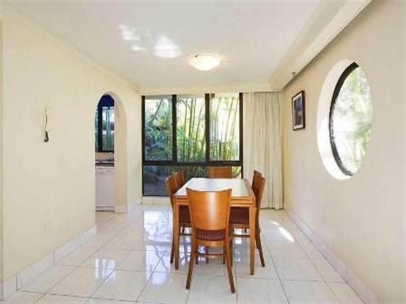 4 Thornton Street, Surfers Paradise QLD 4217