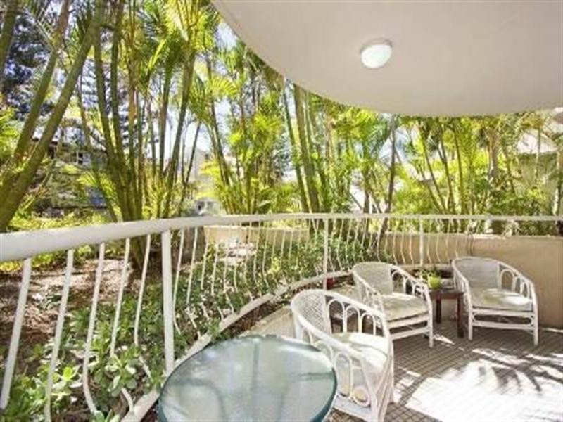 4 Thornton Street, Surfers Paradise QLD 4217