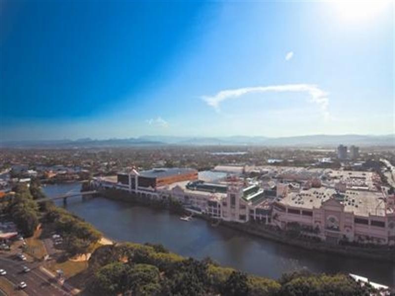 22 Surf Parade, Broadbeach QLD 4218