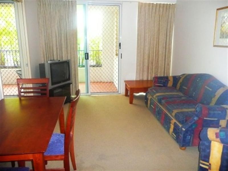 2/193 Surf Parade, Surfers Paradise QLD 4217