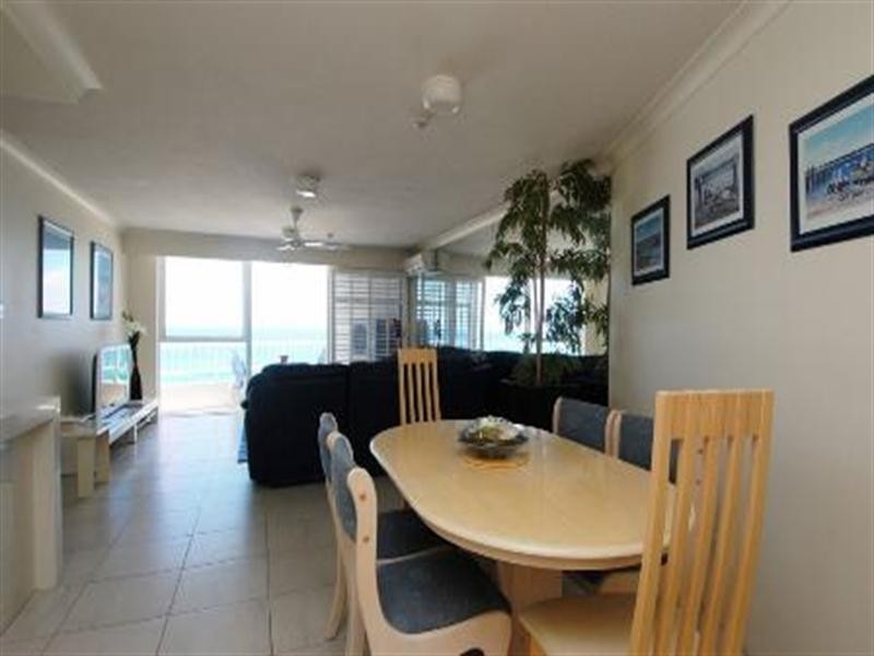 2 19th Avenue, Palm Beach QLD 4221