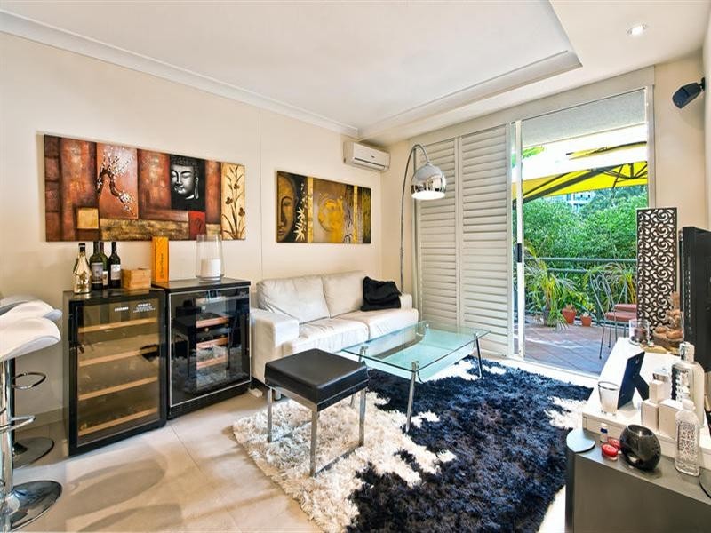 1 Paradise Island, Surfers Paradise QLD 4217