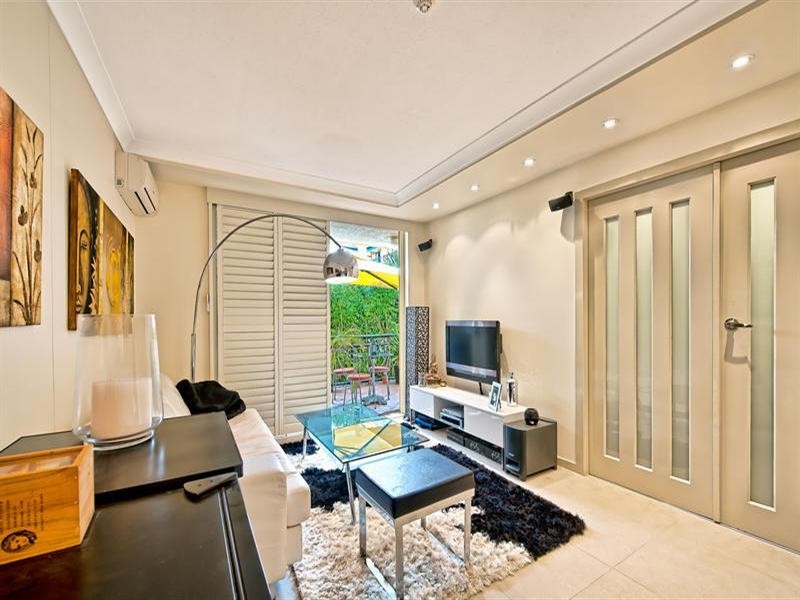 1 Paradise Island, Surfers Paradise QLD 4217