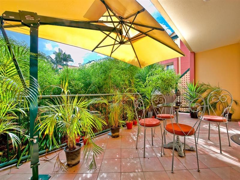 1 Paradise Island, Surfers Paradise QLD 4217