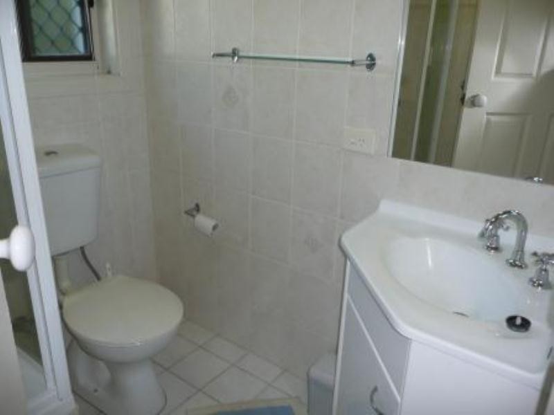 3-33 Pine Avenue, Surfers Paradise QLD 4217