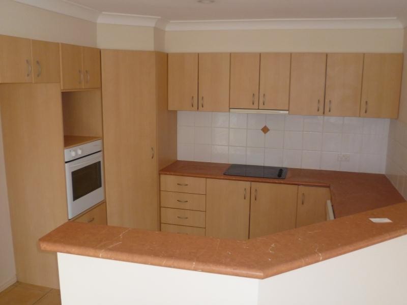 33 Murchison Street, Pacific Pines QLD 4211