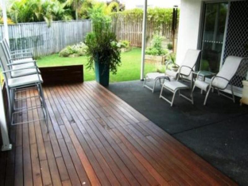 4 Hallmark Court, Ashmore QLD 4214