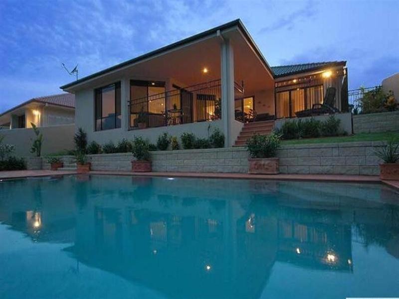 34 Coomera Court, Helensvale QLD 4212