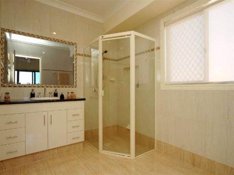 34 Coomera Court, Helensvale QLD 4212