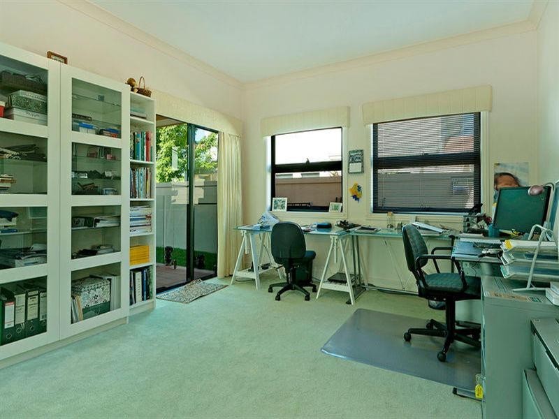 1024 Rosebank Way, Hope Island QLD 4212