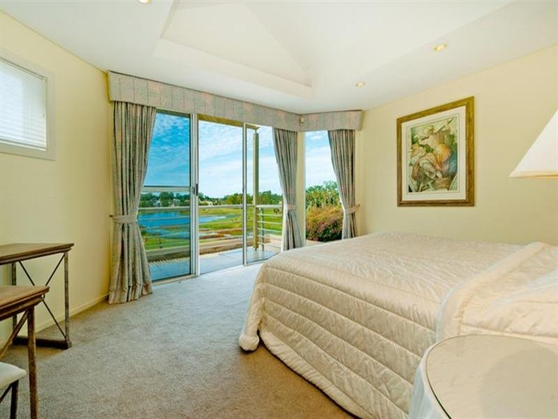 5447 Merion Terrace, Sanctuary Cove QLD 4212