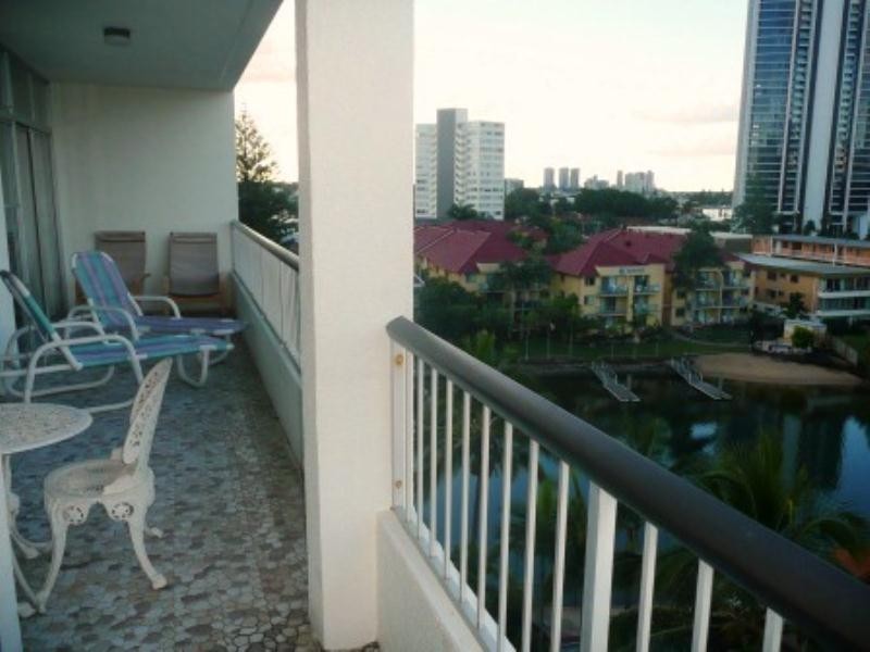 19-11 Paradise Island, Surfers Paradise QLD 4217