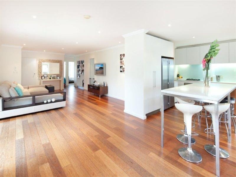 17 Admiralty Drive, Surfers Paradise QLD 4217