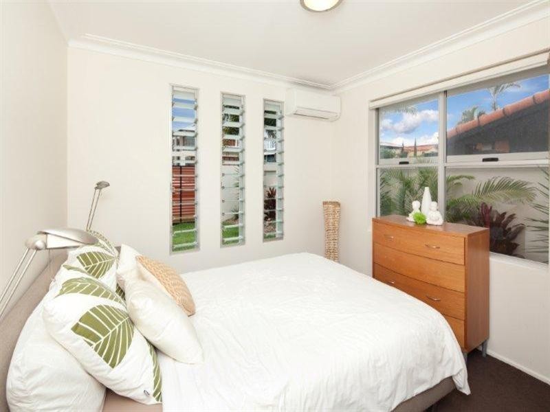 17 Admiralty Drive, Surfers Paradise QLD 4217