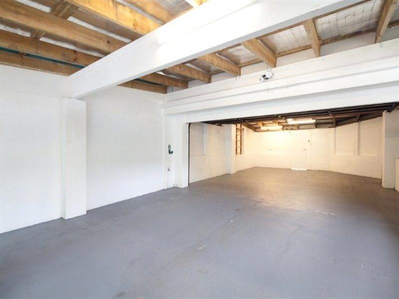 39 Peak Avenue, Main Beach QLD 4217