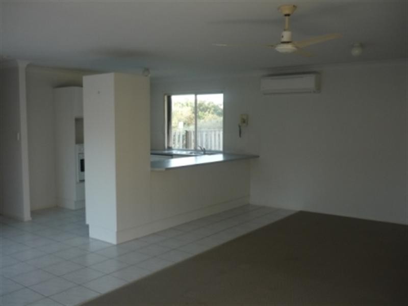 39 Dipper Drive, Burleigh Waters QLD 4220