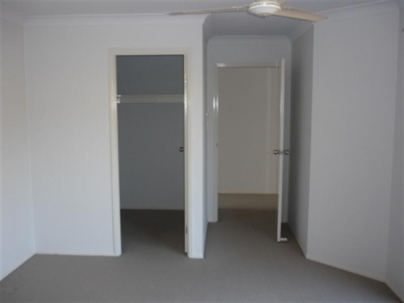 39 Dipper Drive, Burleigh Waters QLD 4220