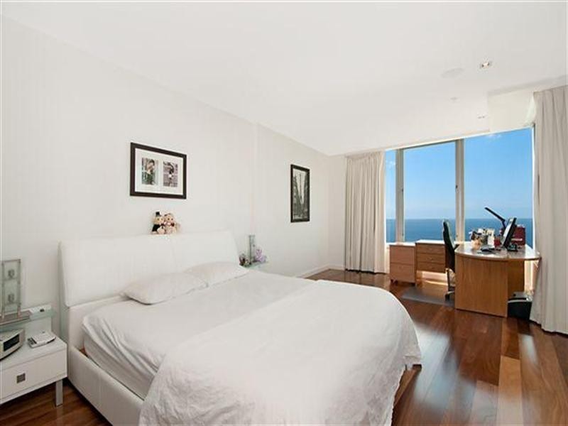 7202 Q1 9 Hamilton Avenue, Surfers Paradise QLD 4217