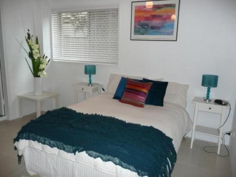 3/18 Tarcoola Crescent, Chevron Island QLD 4217