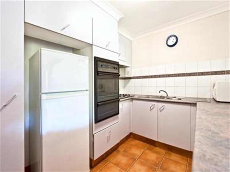 42 Beach Parade, Surfers Paradise QLD 4217