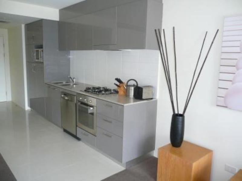 805-4 Wahroonga Place, Surfers Paradise QLD 4217