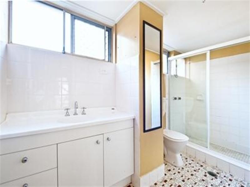 51 Burra Street, Surfers Paradise QLD 4217