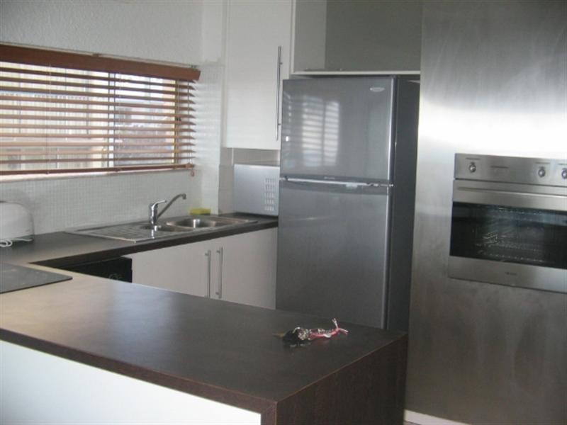 2/69 Garfield Terrace, Surfers Paradise QLD 4217