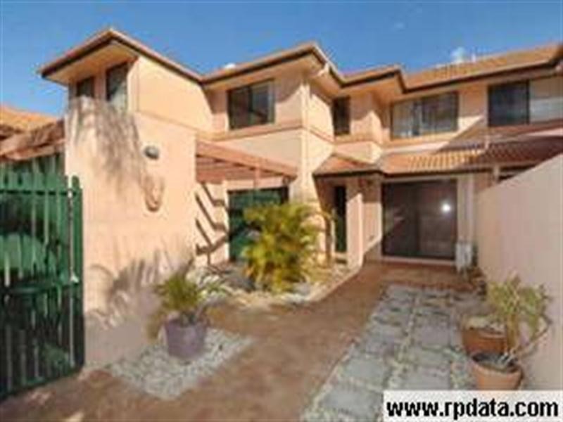 73-100 Morala Avenue, Runaway Bay QLD 4216
