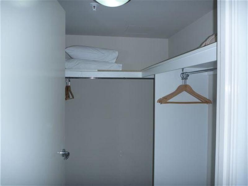 23 Ferny Avenue, Surfers Paradise QLD 4217