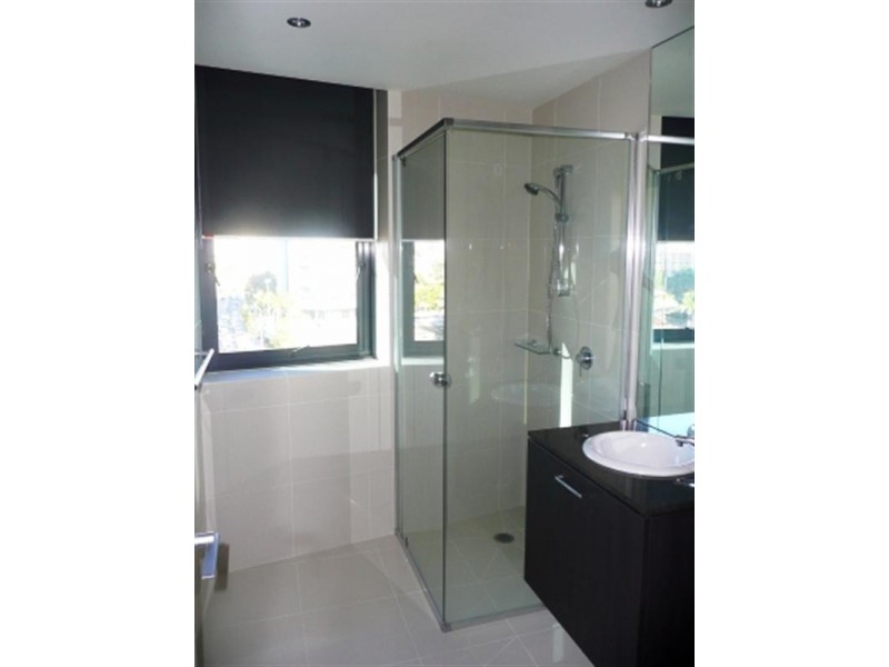 706-4 Wahroonga Place, Surfers Paradise QLD 4217